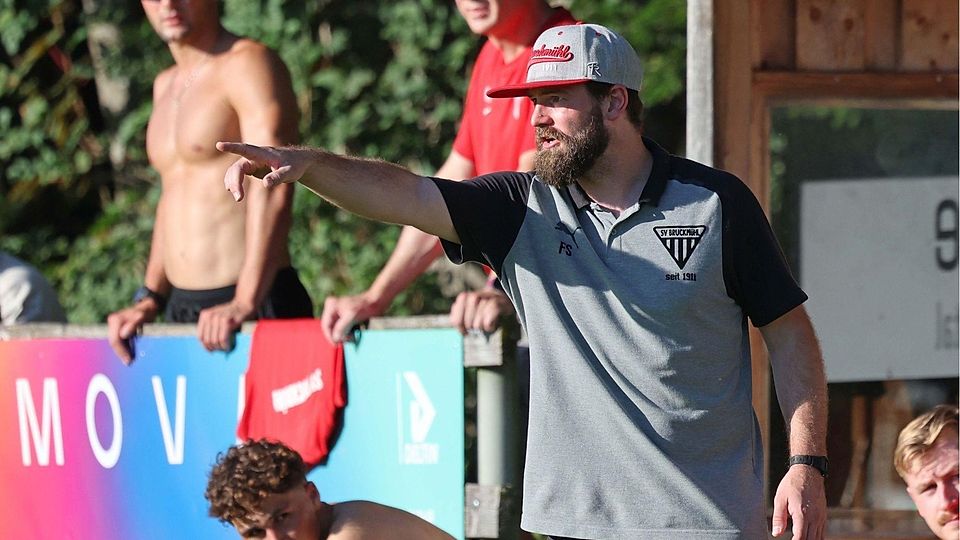 Felix Scherer kehrt nach seinem Engagement als Trainer beim SV Bruckmühl auf den Platz zurück und verstärkt den SV Miesbach als Spieler.