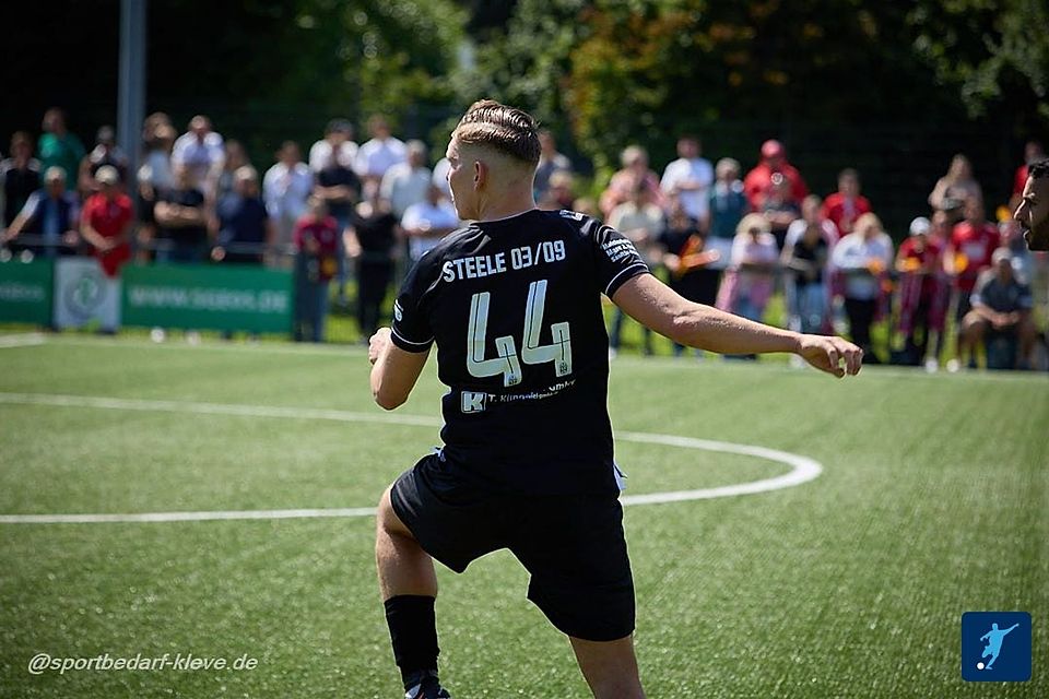 Die SpVgg Steele rettete sich mit aller Mühe noch in der Landesliga.