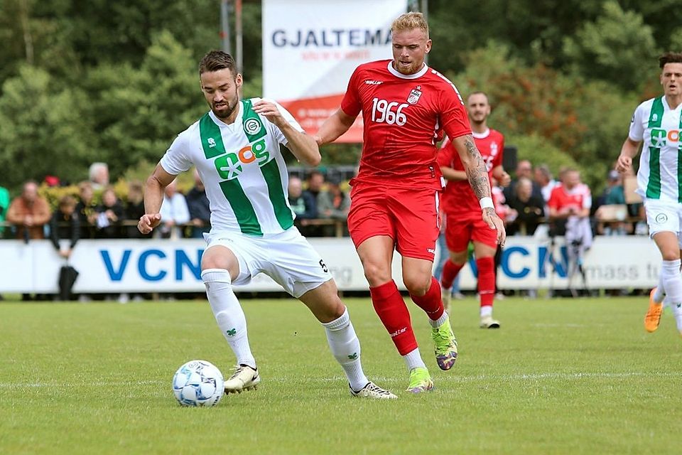 Dennis Lerche (r.) trainiert aktuell mit Türkspor Dortmund. 