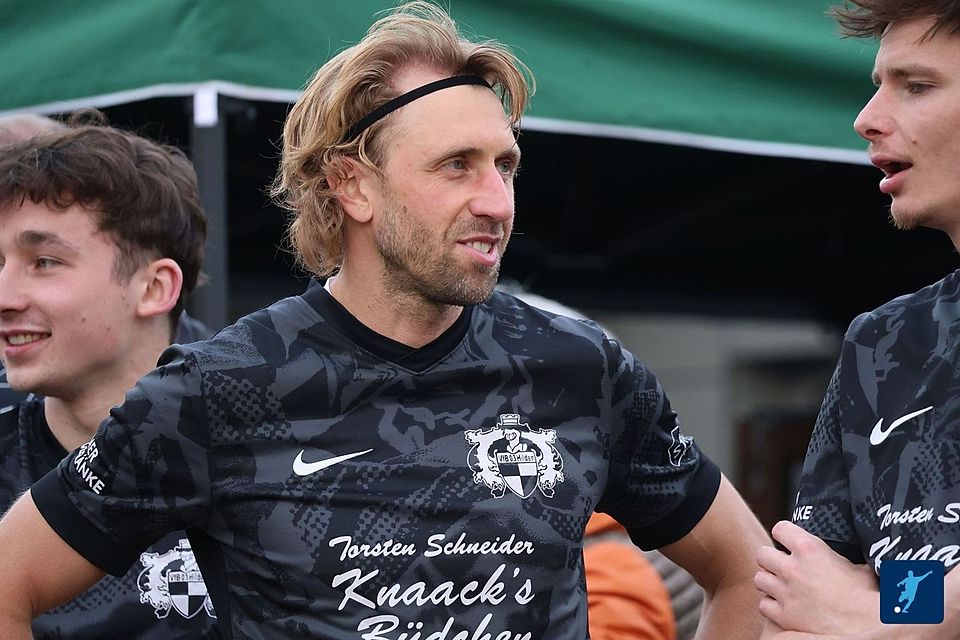 Weber hofft auf den nächsten Aufstieg - diesmal mit dem VfB Hilden. Weber hofft auf den nächsten Aufstieg - diesmal mit dem VfB Hilden.