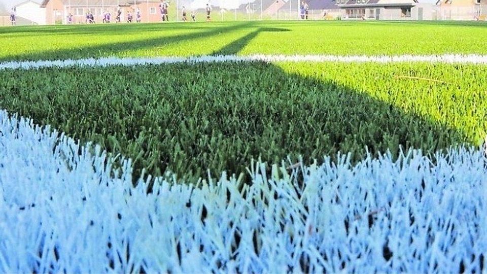 Auf dem Gressenicher Kunstrasen wird im 100. Jubiläumsjahr der BSR -Cup der SG Stolberg ausgerichtet; während die Einlageevents in Werth über die Bühne gehen. Foto: Lange