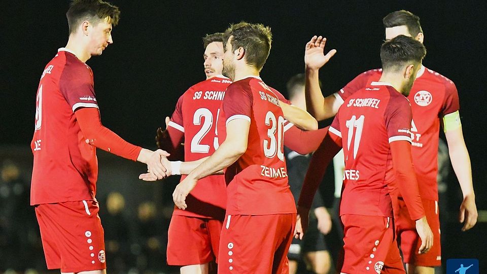 Jan Pidde (links) hat bereits zum 20. Mal in dieser Saison getroffen