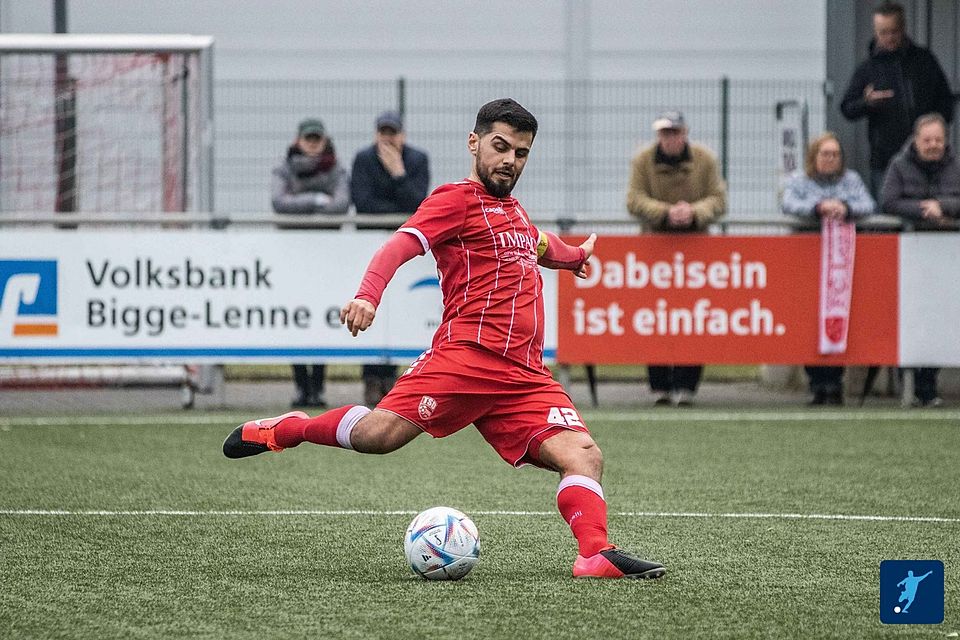 Türkspor Dortmund um Kapitän Ömer Akman setzt den FC Brünninghausen wieder maximal unter Druck.
