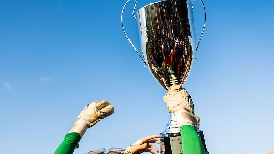 Wer die begehrteste Trophäe im luxemburgischen Nachwuchsfussball am Donnerstag wohl hochheben wird?