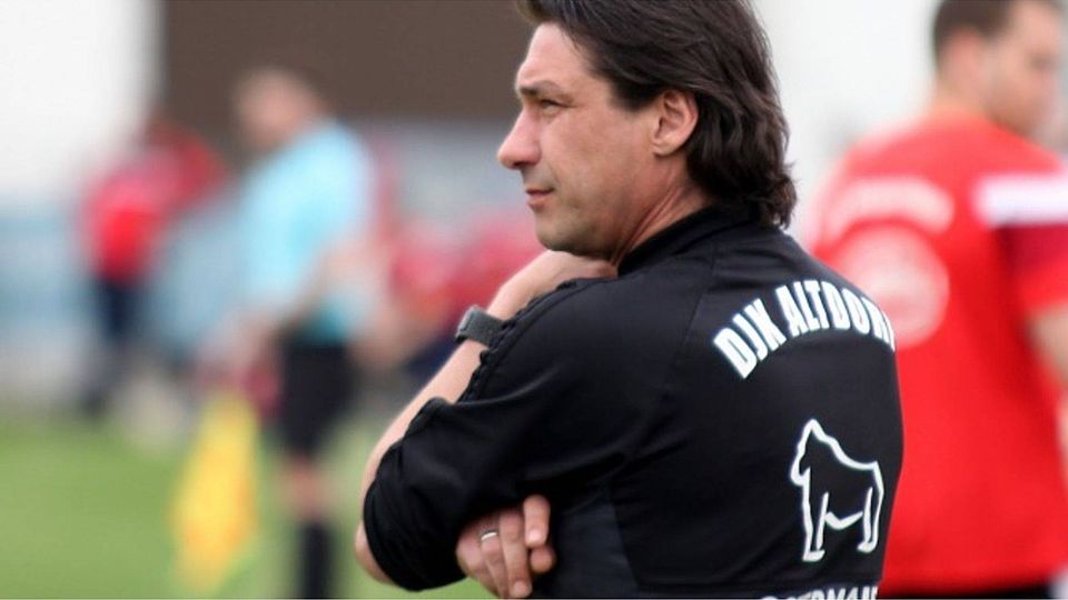 Die Amtszeit von Jürgen Stadler als Coach bei der DJK-SV Altdorf geht nach nicht einmal zwei Jahren schon wieder zu Ende. F: Neumaier