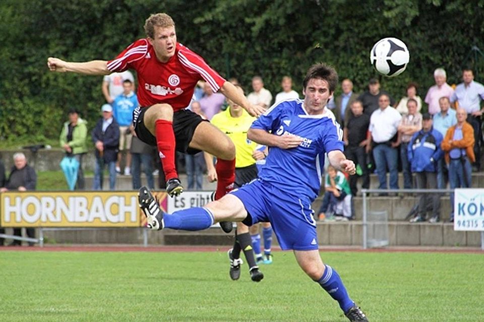 Hoch hergehen dürfte es im Schlager zwischen dem 1. FC Passau und dem TSV Bogen. Im Hinspiel behielt der Rangzweite mit 2:1 die Oberhand. F: Siering