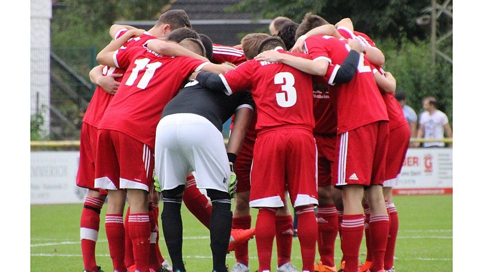 Da half aller Zusammenhalt nicht: Der VfL Rüdesheim bleibt weiter Tabellenschlusslicht.   (Foto: Marcel Fennel)