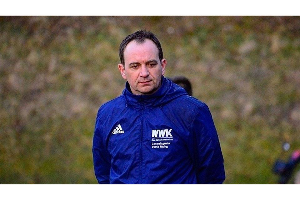 Der SV Brenken um Coach Robert Alteköster ist vor der SG Verlar/Mantinghausen gewarnt.