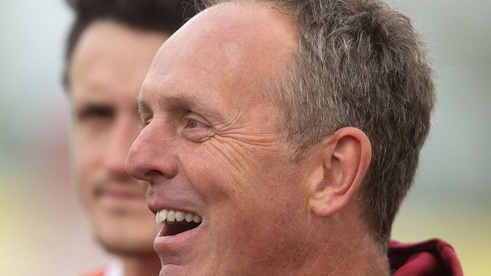 Lacht er noch oder staunt er schon? Löffingens Trainer Tobias Urban erlebte gegen den VfB Villingen ein Wechselbad der Gefühle.