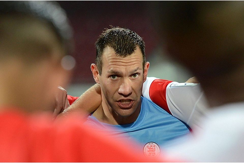 <b>F: Christian Hedler</b> <b>F: Christian Hedler</b>