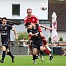 Kreisligaabsteiger 1. FC Neukirchen (in Rot) könnte bei vollem Ertrag in beiden Nachholspielen den Kreis der Aufstiegsanwärter noch erweitern.