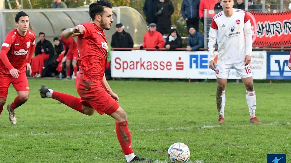 Ari Ekin übernimmt Verantwortung und tritt zum Elfmeter an. Eine tragende Rolle soll er in der neuen Saison auch bei Türkgücü München einnehmen.