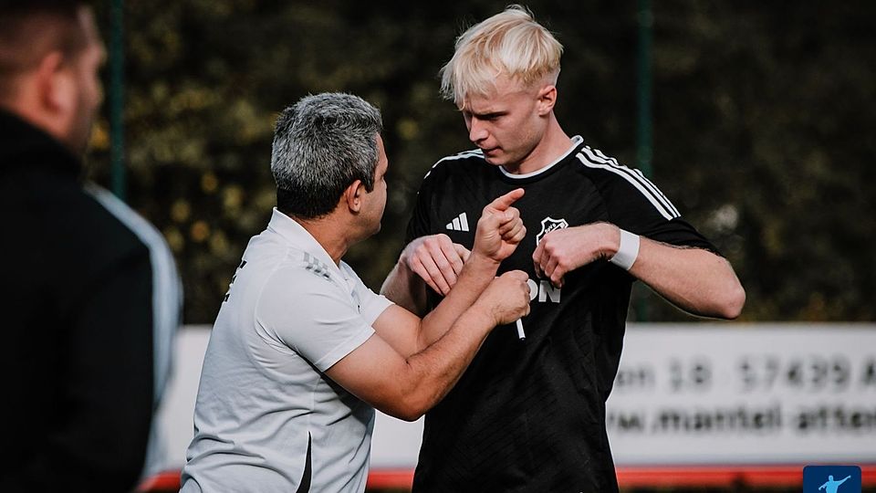 Bayram Celik wird seinem Schützling Linus Witzel auch in Zukunft Anweisungen geben.