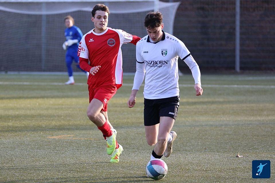 Kinderhaus (in Weiß) holt ein Talent aus Ahlen.