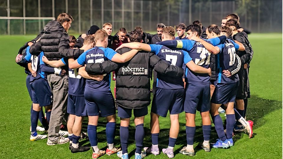 Der FC Neuhadern will im Derby am Sonntag auf heimischen Grün dreifach punkten.