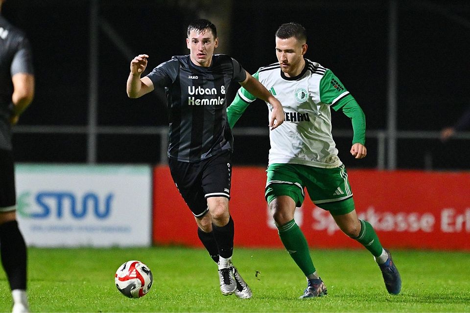 Geht auch nächste Saison für die SpVgg SV Weiden auf Torejagd: Patryk Bytomski (links).