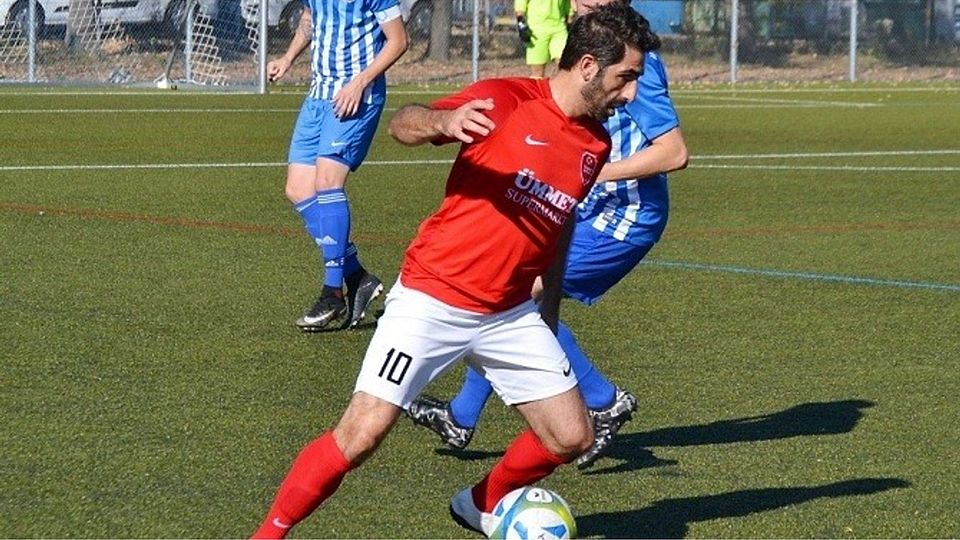 Erdal Koyuncu verwandelte gegen den VfB Obertürkheim zwei Freistöße direkt. Foto: Hosman
