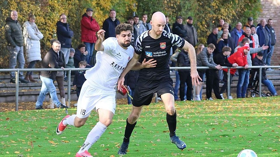 Der 1. FC Kleve hat gegen den SV Sonsbeck spät einen Punkt geholt.