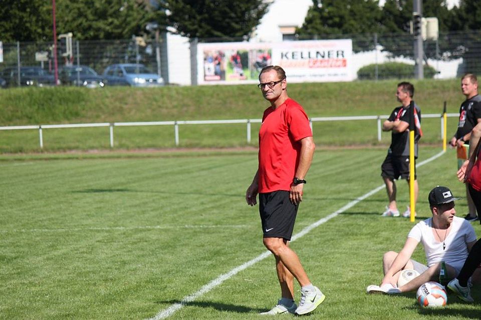 F: HeistKaufungens Coach Jörg Müller