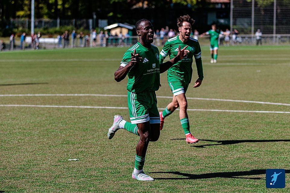 Hohenlind feiert den Sieg im Top-Spiel