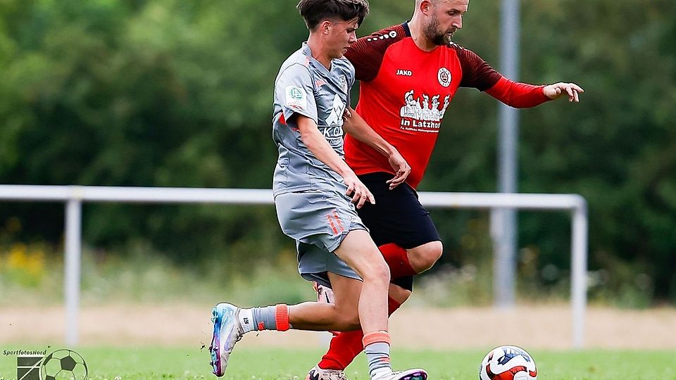Im letzten Sommer absolvierte Mattheo mit der U19 von RWE noch ein Testspiel gegen den FSG' 99 Salza.