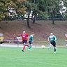 Der TSV Oberviechtach II (hier in rot im Spiel gegen die SpVgg Teunz II) hatte im Derby in Tännesberg knapp das Nachsehen. F: Werner Gabler