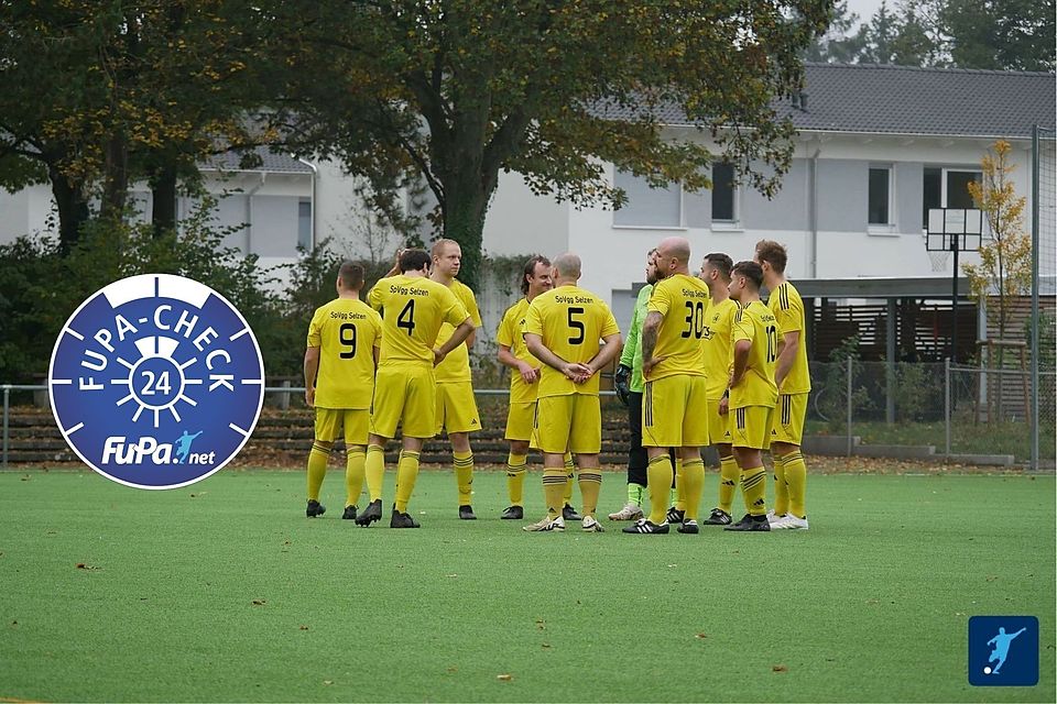 Einen Mannschaftskreis vor einem Spiel in der B-Klasse möchte die SpVgg Selzen auch in der kommenden Saison bilden. 