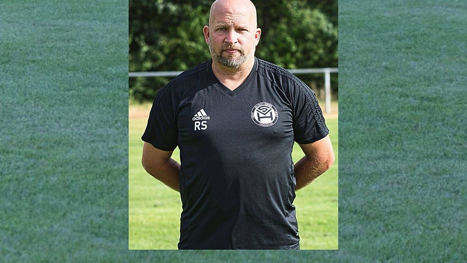 Ralf Schuchardt, der zum Trainerstab des SV Hadamar zählt und dem Schiedsrichterausschuss als Öffentlichkeitsmitarbeiter angehört, hat nun seine Riege vorgestellt. 