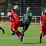 Der FC Rot (grün-schwarz) muss am Sonntag zum VfB Leimen II.