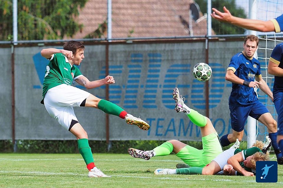 Daniel Schaaf jagte den Ball zum Schretzheimer 4:1 in die Maschen.