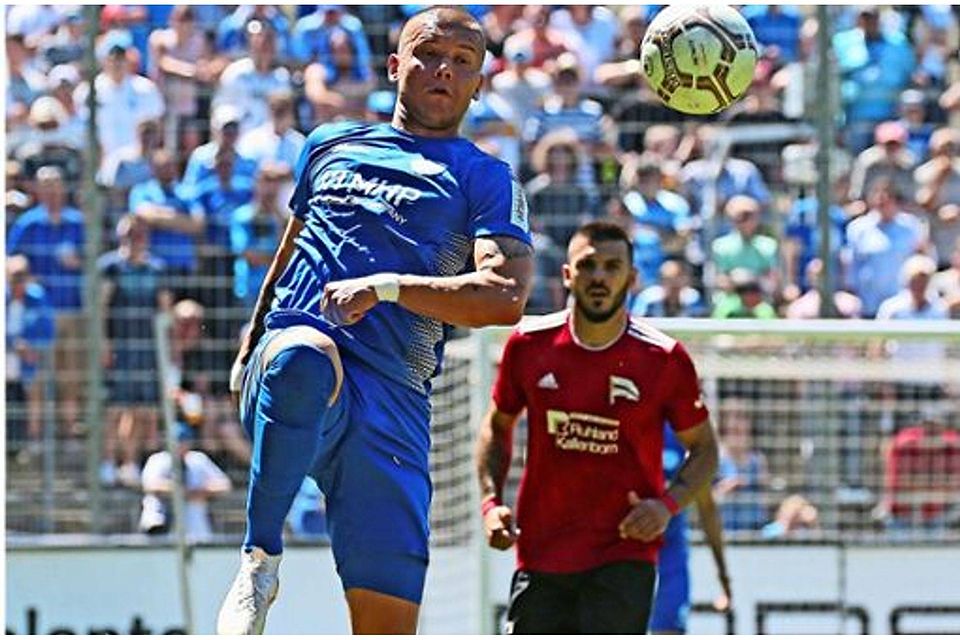 Erzielte zwei Tore beim 5:1-Pokalerfolg der Stuttgarter Kickers bei Türkspor Neu-Ulm: Shkemb Miftari.