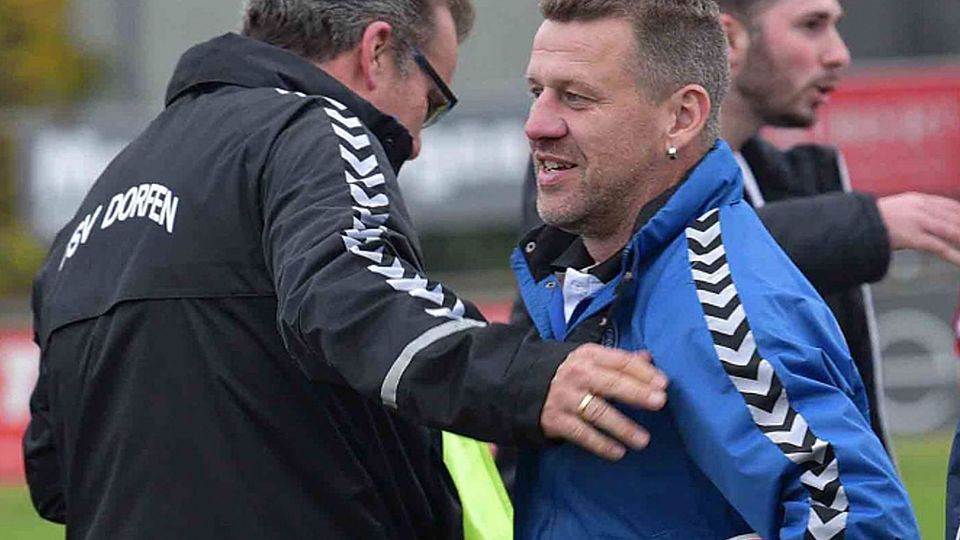 Servus, mach’s guad! Roland Grasser und Wolfgang Eicher (v. l.) werden am Saisonende als Trainer der A-Klassenmannschaft des TSV Dorfen abgelöst. 