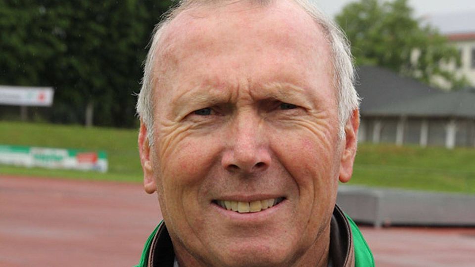 Ewald Nagel (66) hat nach nur wenigen Monaten als Trainer des TSV Marktoberdorf, Letzter der Bezirksliga, das Handtuch geworfen.  Foto: Andreas Filke