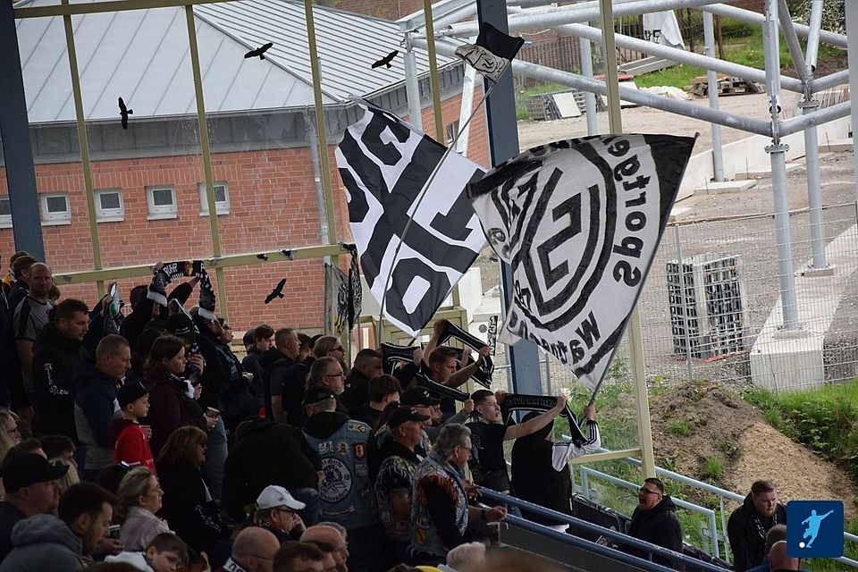 Die Fans der SG Wattenscheid 09 brennen auf die Rückkehr in das Lohrheidestadion.