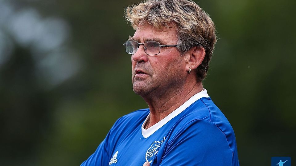 Rigobert Geier ist eines der bekanntesten Gesichter des SV Riedlhütte - und das, obwohl er nicht an vorderster Front im Einsatz ist. Oder vielleicht gerade deswegen.