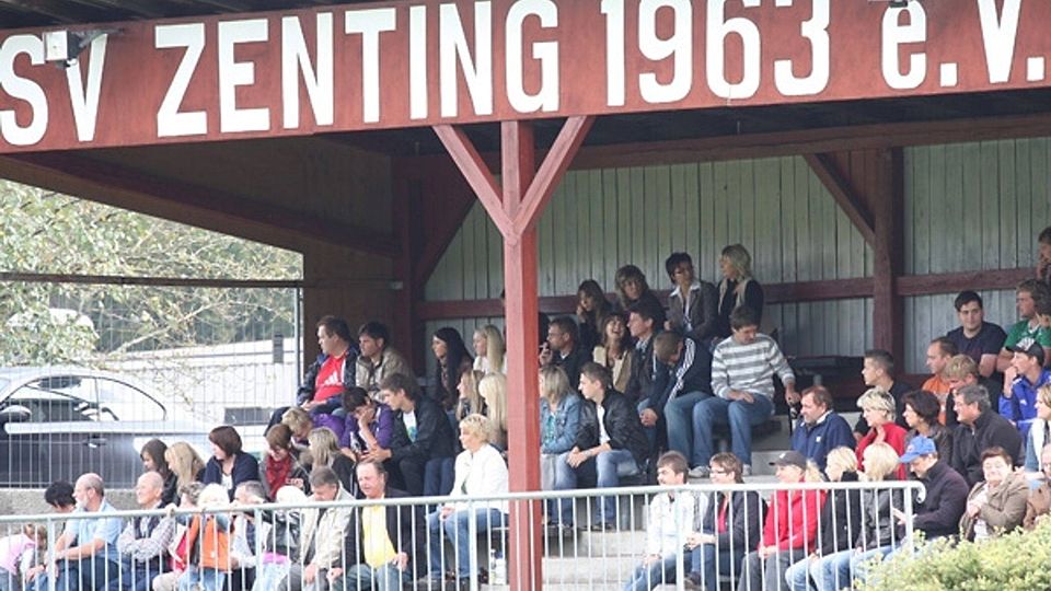 Ort des Geschehens: auf dem Gelände des SV Zenting steigt ab 18:30 Uhr das letzte Relegationsspiel der Saison Foto: Werner Grübl