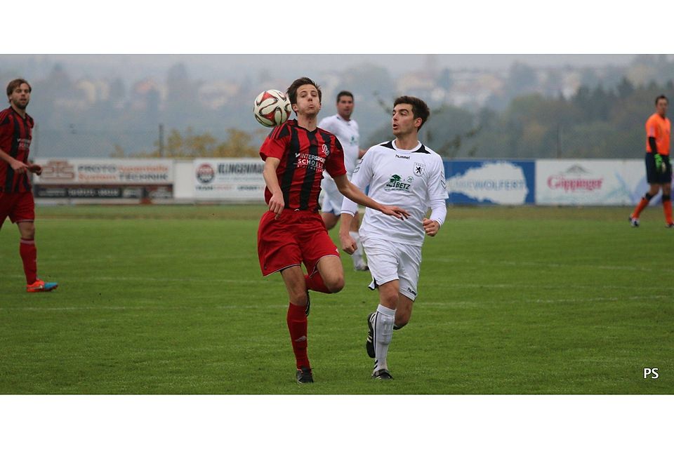 Wollen in der Rückrunde noch einmal an den TSV Heubach rankommen: die Kicker der SG Bettringen II und des TSGV Waldstetten II.  F: Paul Stadelmaier