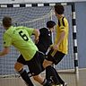 Der kleine, sprungreduzierte Ball sowie Handballtore gehören beim Futsal zu den auffälligsten Unterschieden Foto: Nico-Andreas Paetzel
