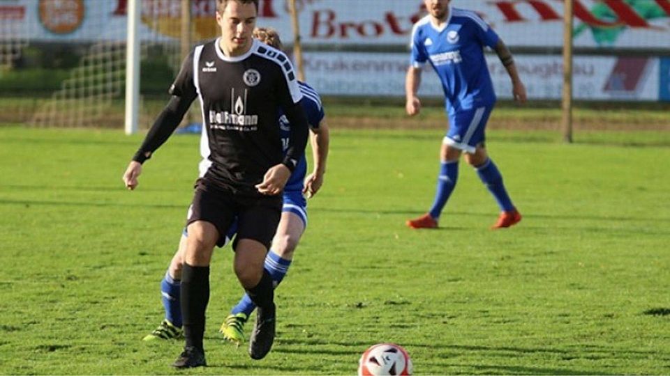 Treffsicher: Delbrücks Sebastian Walter schoss bei Preußen Münster II das 1:0. F: Heinemann