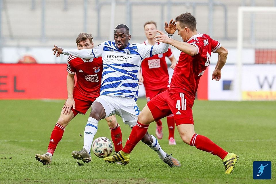 Wilson Kamavuaka beschert dem MSV Duisburg den Last-Minute-Ausgleich.