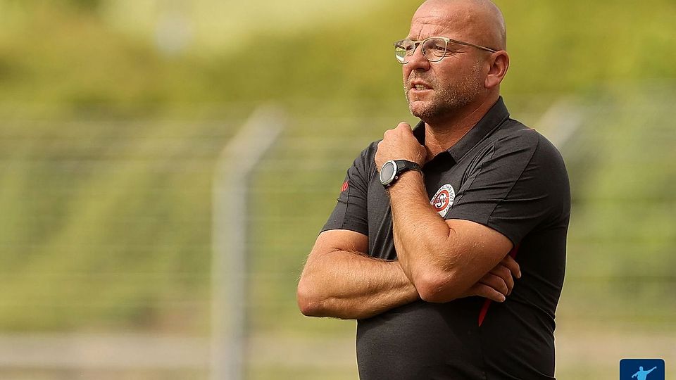 Strahlt vor dem Saisonfinale viel Ruhe und Zuversicht aus: Salmrohrs Trainer Frank Meeth
