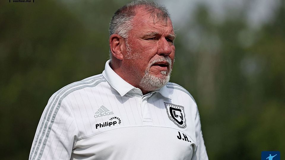 Jürgen Heipertz hat sein Amt als Sportlicher Leiter übergeben und will sich bei Concordia Wiemelhausen am Saisonende als Trainer mit dem Klassenerhalt verabschieden.