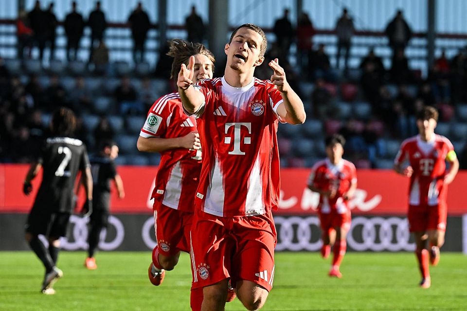 Elfmeter souverän verwandelt: Yll Gashi besorgte früh die Führung des FC Bayern gegen Sporting Lissabon.