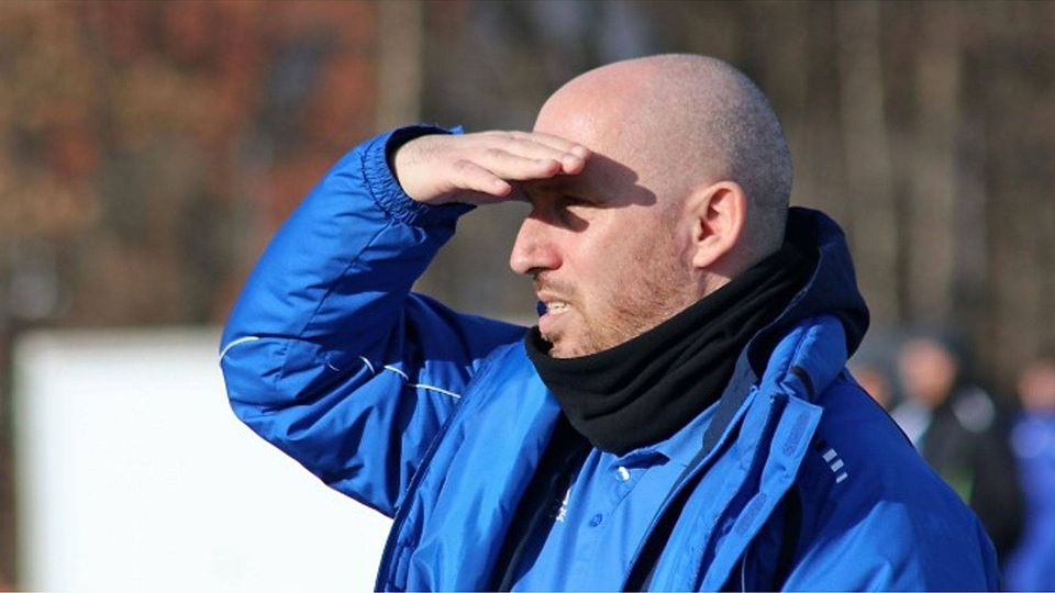 Franco Simon hat die Augen offen: Und konnte den ehemaligen Hachinger Sandro Pasalic an den Starnberger See lotsen. FOTO: Dagmar Rutt