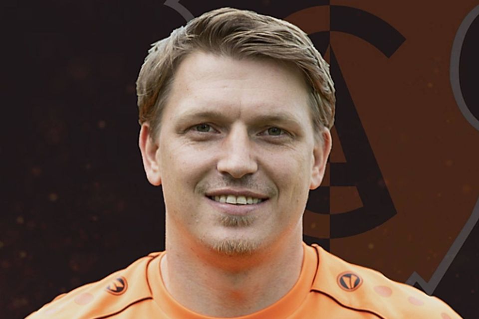 Marcel Lemmen bleibt Coach der Arminia. 