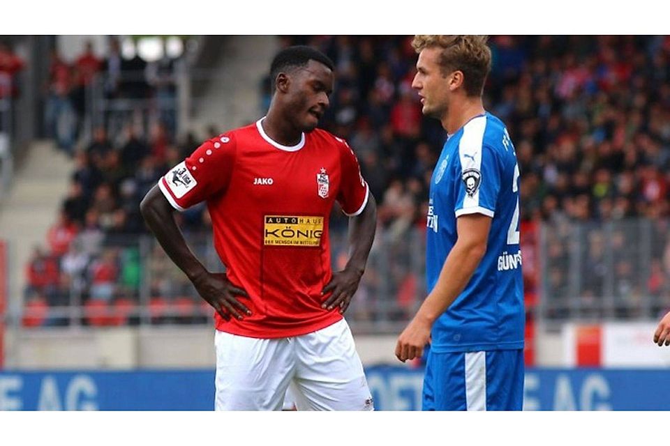 Das Highlight im Achtelfinale: FC Carl Zeiss Jena vs. FC Rot-Weiß Erfurt. F: Nordhausen