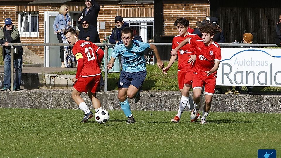 Die Horrenberger (hellblau) wollen in der Rückrunde den Turbo zünden und sich rechtzeitig von den Abstiegsrängen lösen.