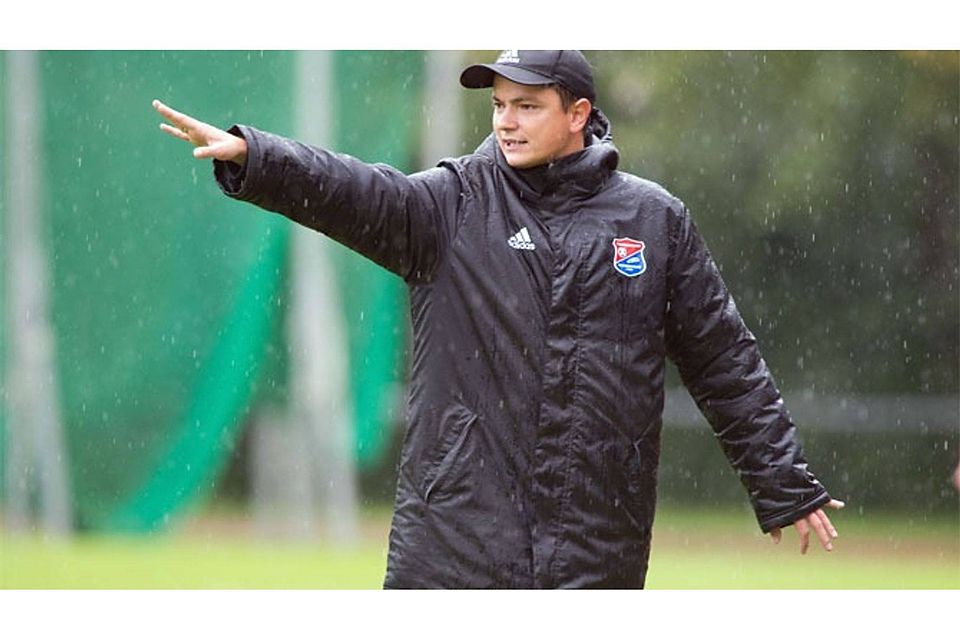Musste mit seiner B-Jugend eine Niederlage in Frankfurt einstecken: Unterhaching-Coach Ognjen Zaric FOTO: BRO