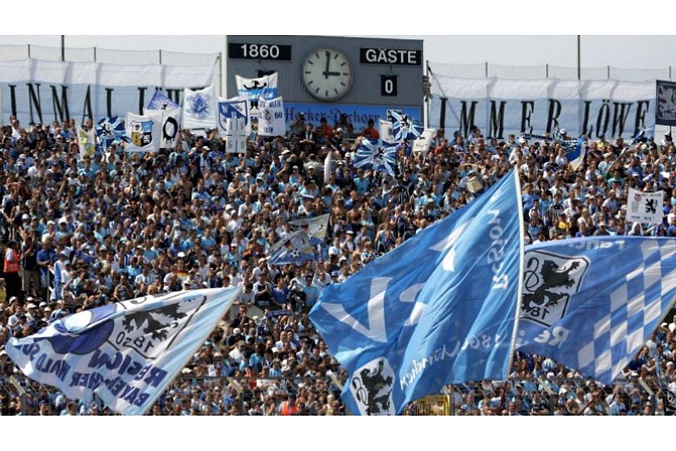Nur 12.500 Fans dürfen derzeit ins Grünwalder Stadion, mittelfristig sollen es 15.000 werden.© Christina Pahnke / sampics