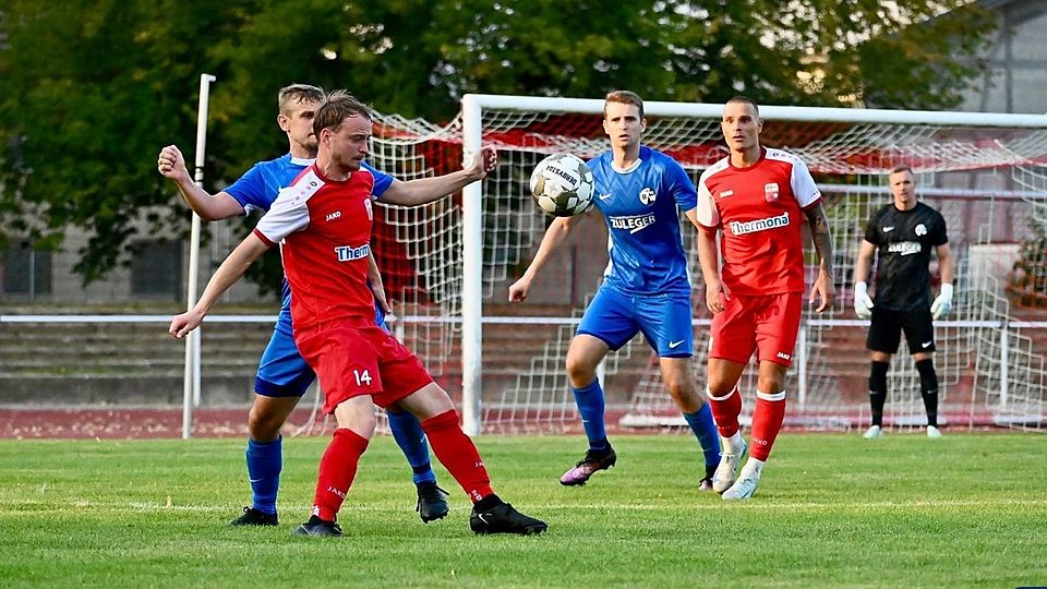 Doppeltorschütze Maximilian Hottop - hier im Pokalduell gegen Bad Frankenhausen - bracht Union mit seinen ersten Saisontoren auf die Siegerstraße.
